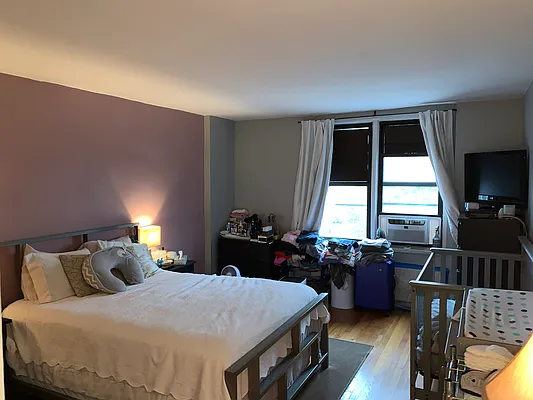 Sold by Showcase Realty | media 8