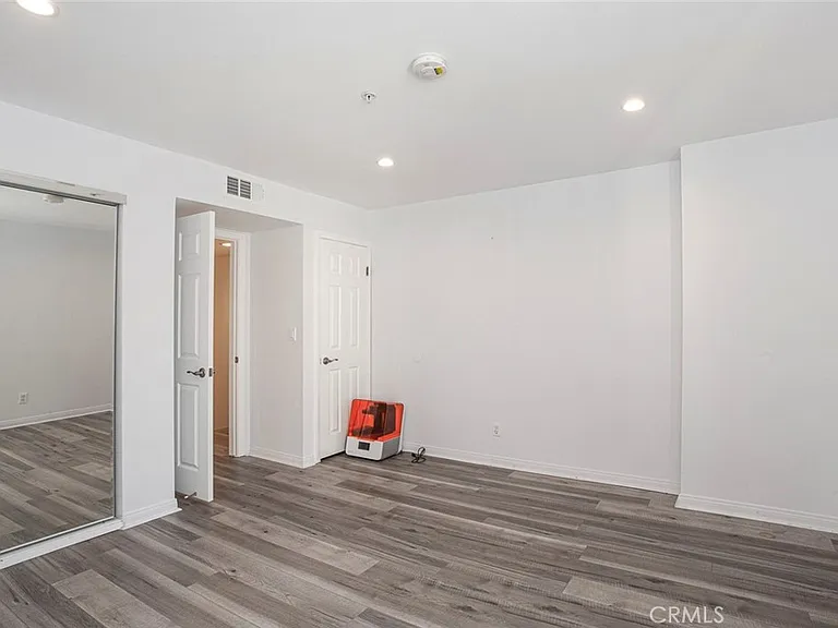 110 W Maple St #30 — Photo 30