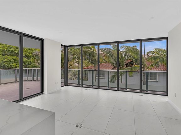 3rd image of 9901 W Bay Harbor Dr #3004