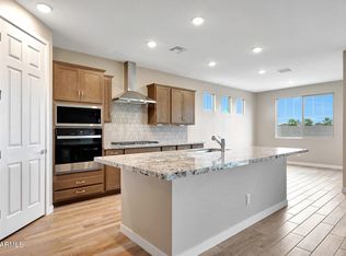 1865 S 183rd Dr, Goodyear, AZ 85338