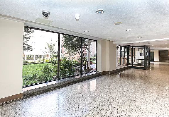 4th image of 105-24 63rd Dr APT 1M