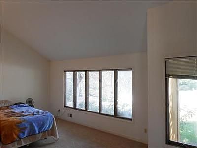 3rd image of 1 Cedarwood Cir