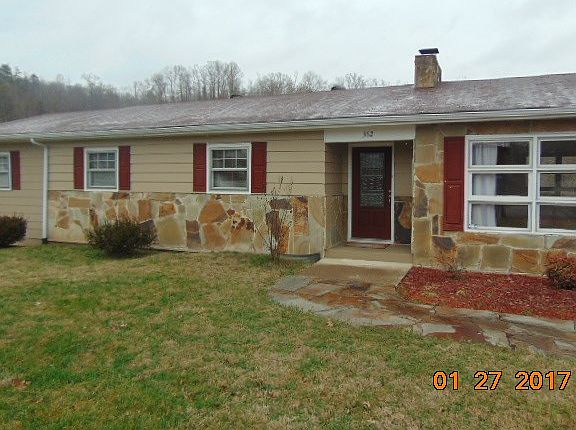 2nd image of 362 N Buckingham Ave