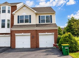 5439 Spring Ridge Dr W, Macungie, PA 18062