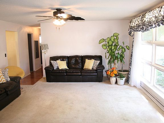 3rd image of 4020 Daner Dr