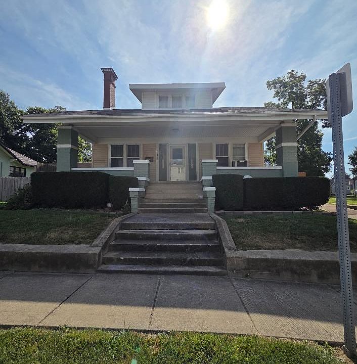 1st image of 618 S Main St