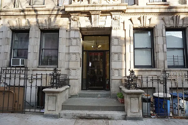 Rented by Lofts and Flats LLC | media 60