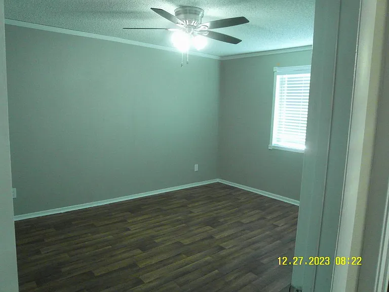 905 W Saint John Rd — Photo 13