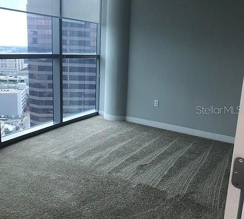 5th image of 111-2 E Washington St #19