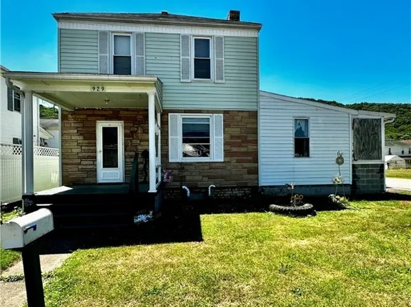 929 Grant St, Newell, WV 26050