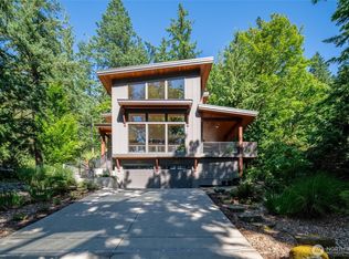 1515 38th St, Bellingham, WA 98229