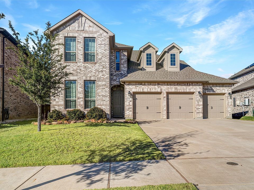 1st image of 1501 White Water Way