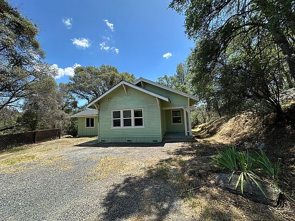 4th image of 18425 Hatler Dr