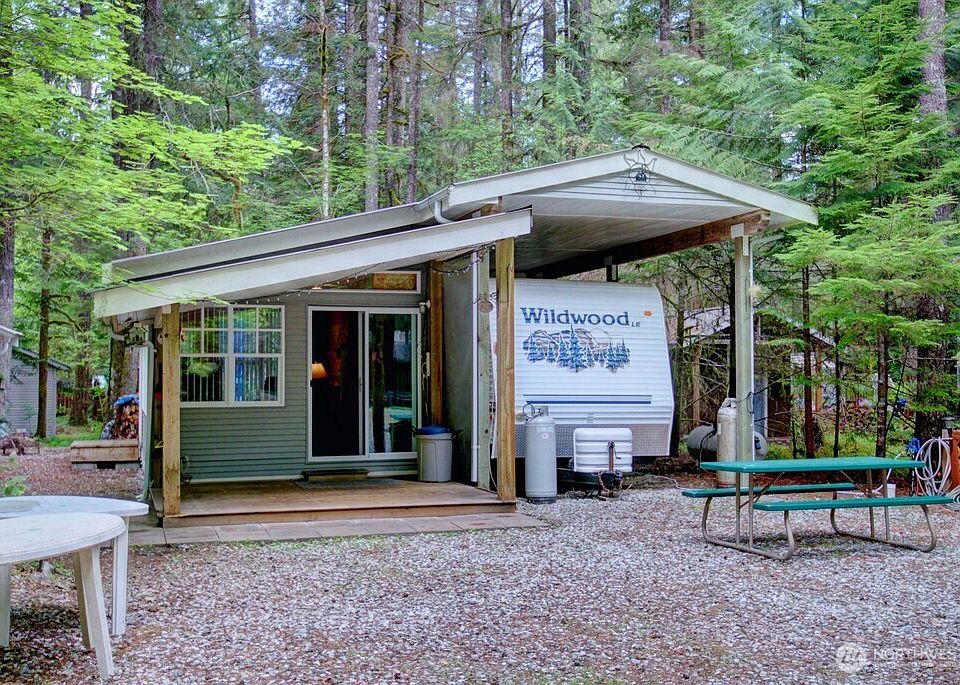 1st image of 38 Gold Nugget Road