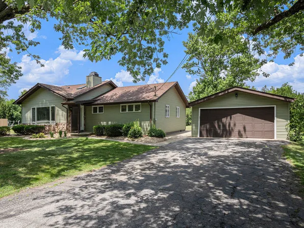 1195 77th Ave, Dyer, IN 46311
