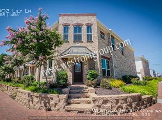 302 Lily Ln, Lewisville, TX 75057