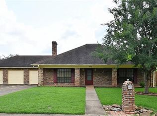 404 Highpoint Dr, Alexandria, LA 71303