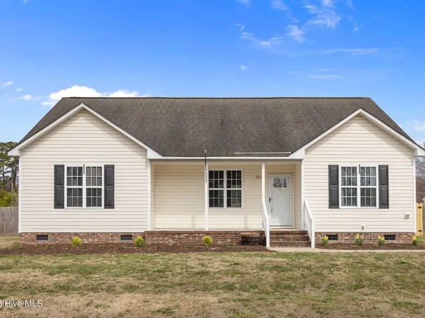 3215 Mobleys Bridge Road, Grimesland, NC 27837