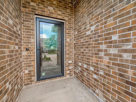 4th image of 8923 Willow Wind Ln