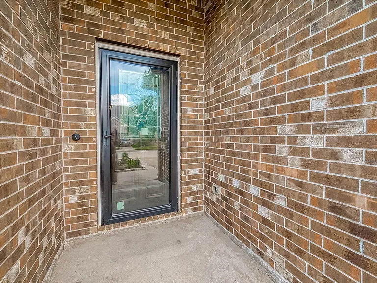 8923 Willow Wind Ln — Photo 4