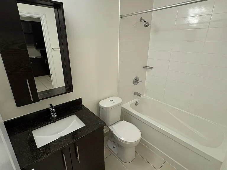 277 S Park Rd #810 — Photo 17