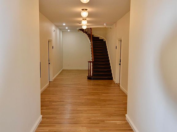 5th image of 1005 Madison Ave #202