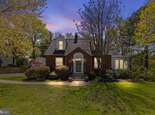 3127 Worthington Cir, Falls Church, VA 22044