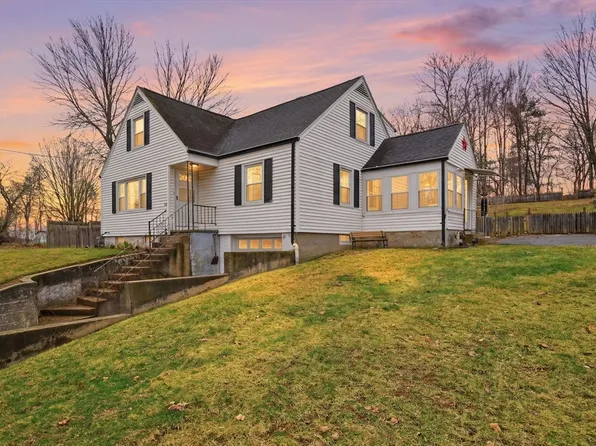 422 S Westfield St, Feeding Hills, MA 01030