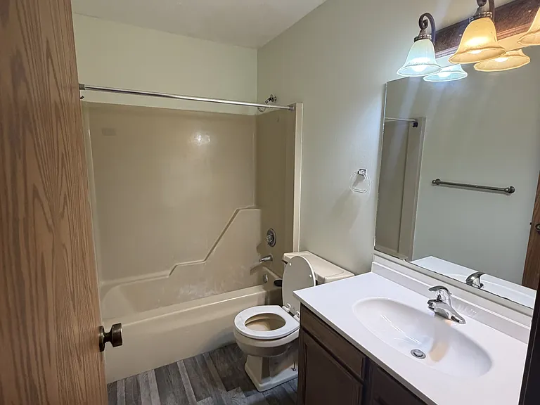 2504 26th Avenue Ct #18 — Photo 9