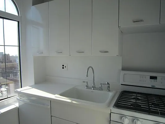 Rented by Town Residential | media 23