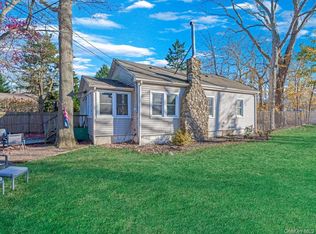 29 Parkside Avenue, Miller Place, NY 11764