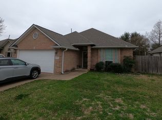 3715 Essen Loop, College Station, TX 77845