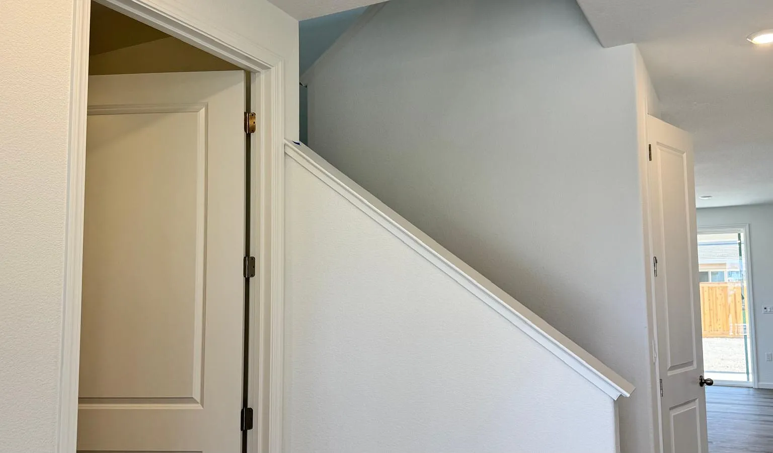 5 bed, 2630 sqft, $3,200 — Photo 4