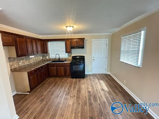 2849 Greenside Dr NW — Photo 9
