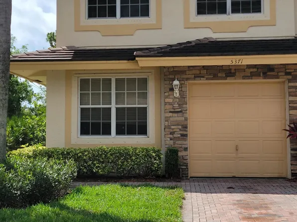 5371 SE Moseley Drive Drive, Stuart, FL 34997