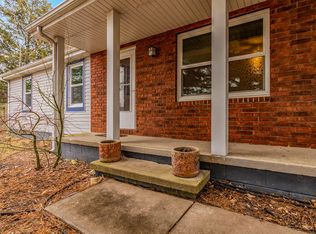 200 Crystal Ave, Sparta, MO 65753