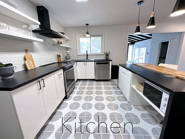38300 Hixford Pl — Photo 6