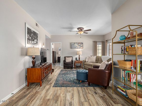 5th image of 930 N MESA Drive #1087