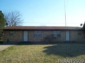 2nd image of 220 E Valley Rd