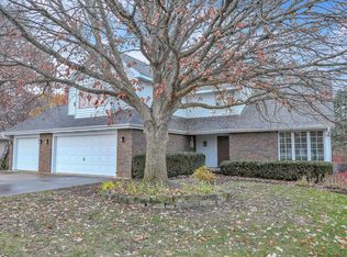 1211 Big Rock Park Rd, Pella, IA 50219