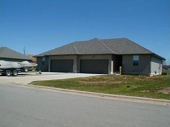 2nd image of 118B Arrowhead Rd