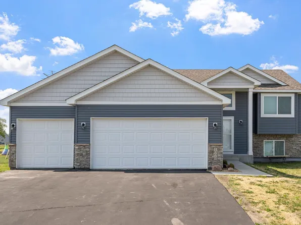 1006 Mulberry Ave NE, Montgomery, MN 56069