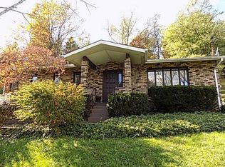 1018 Old Hills Rd, McKeesport, PA 15135