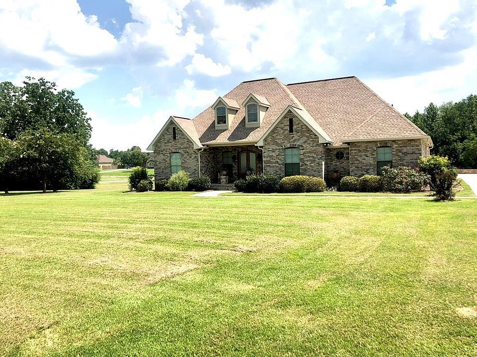 1st image of 405 N Hill Dr