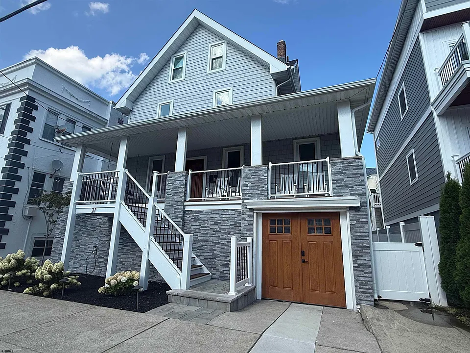 21 S Vassar Sq
