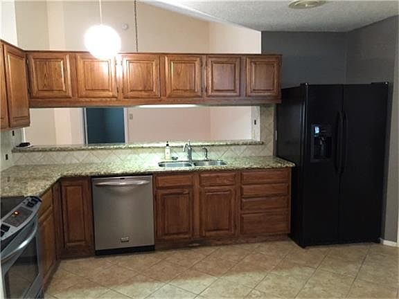3rd image of 2406 N Ferrisburg Ct