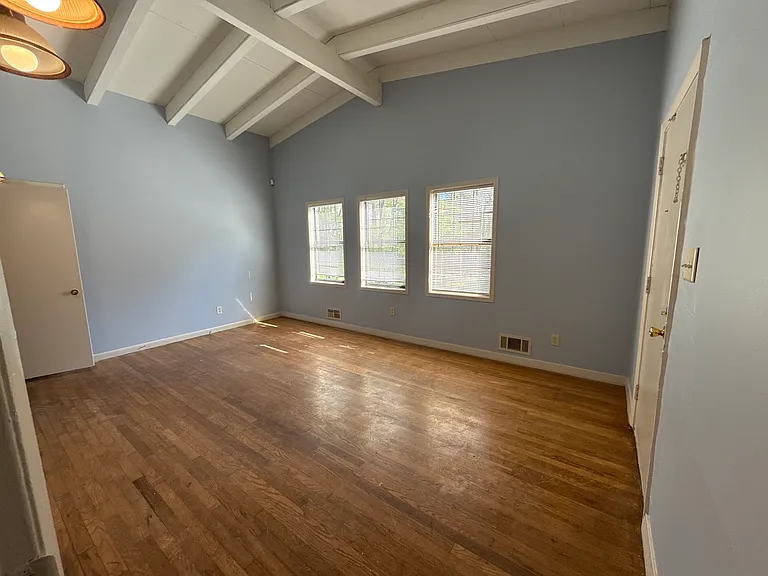1009 Hampton St NW #1 — Photo 11