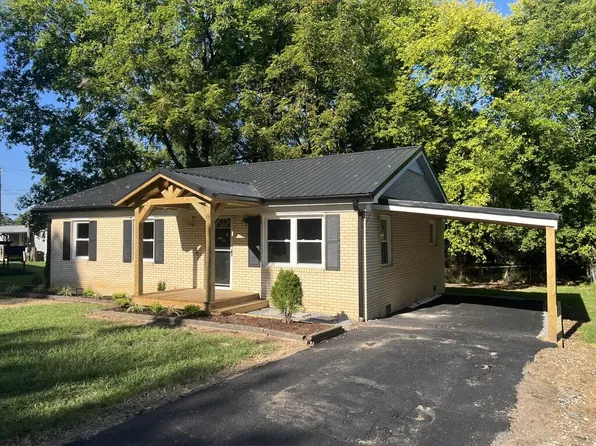 1104 Madison St, Paris, TN 38242