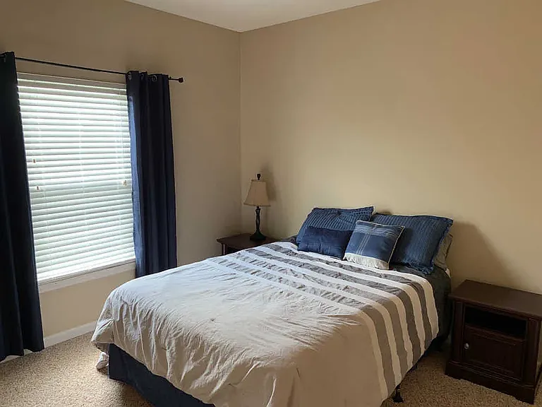 5201 Stable Dr — Photo 9
