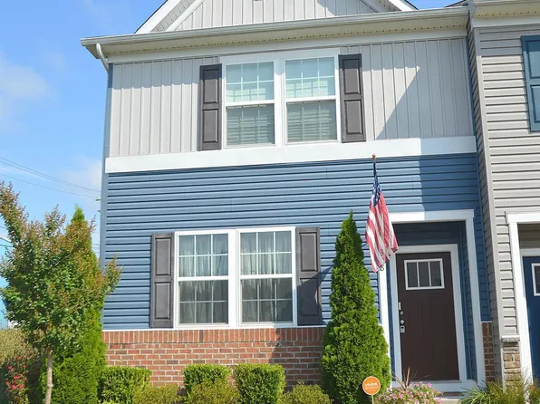 308 Magellan Dr, Martinsburg, WV 25404